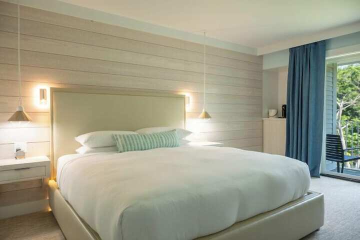 Room 16 of 53