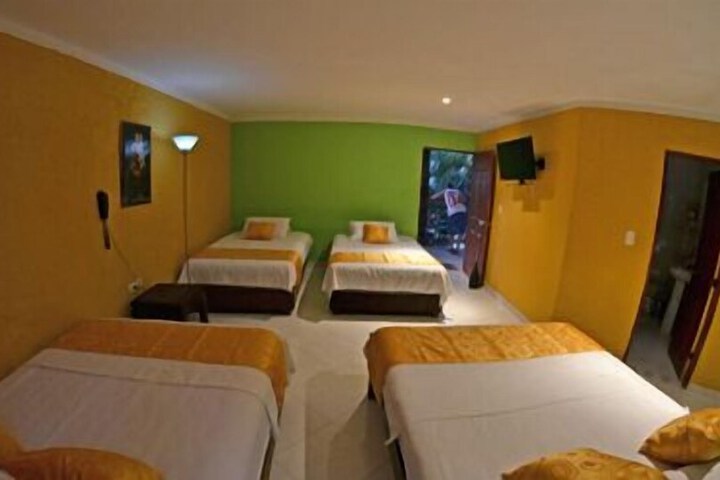 Room 17 of 31