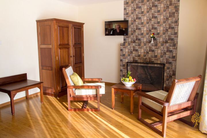 Hotel Interior 4 of 114