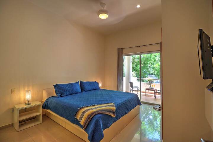 Room 43 of 426