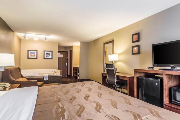 Room 15 of 30