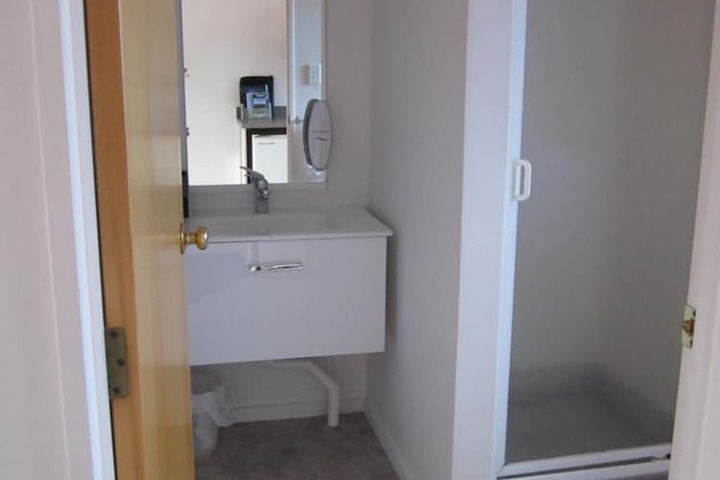 Room 34 of 51
