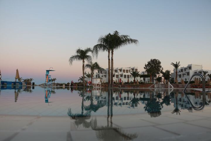 Pool 85 of 198