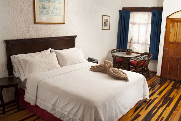 Room 14 of 85