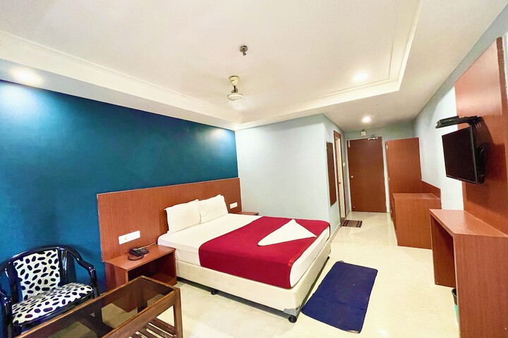 Room 26 of 76