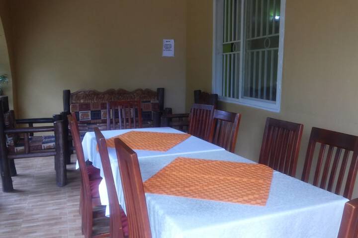 Dining 51 of 60