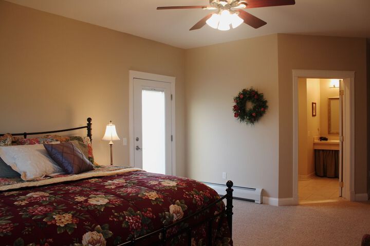 Room 11 of 40