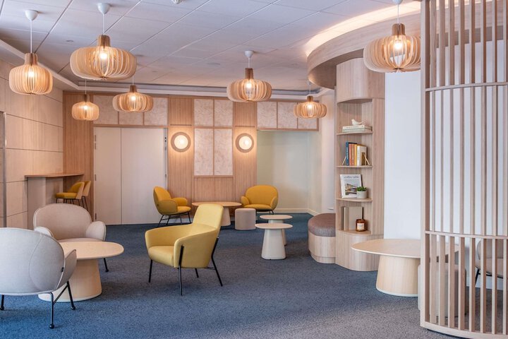 Guest Lobby