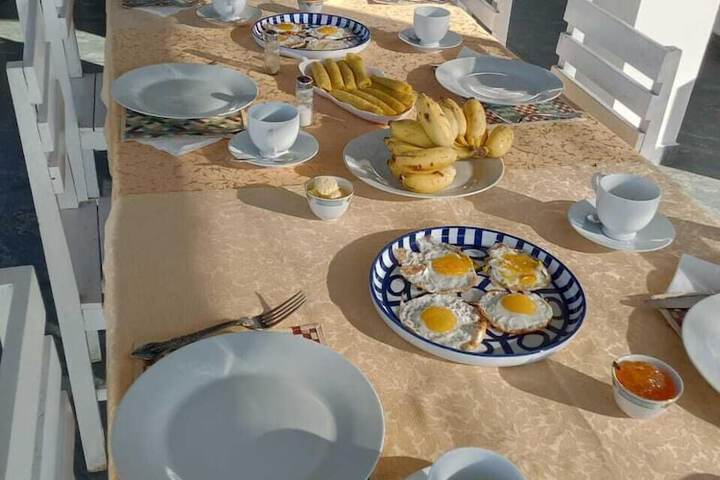 Breakfast/Coffee Service 5 of 6