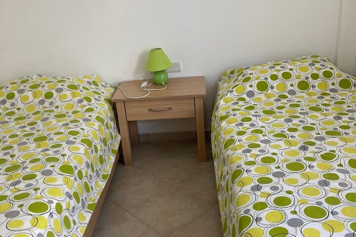 Room 5 of 67
