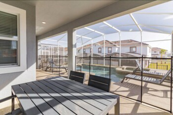 Terrace/Patio 30 of 31