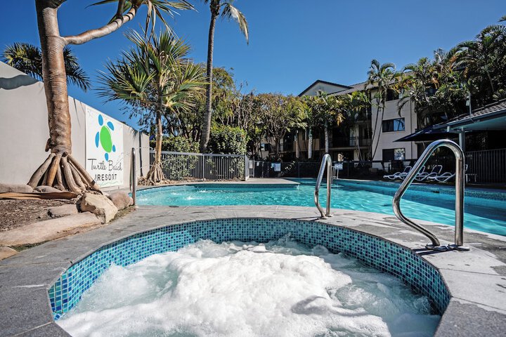 Pool 106 of 148