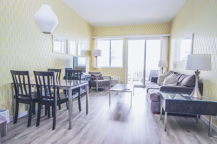 Room 125 of 187