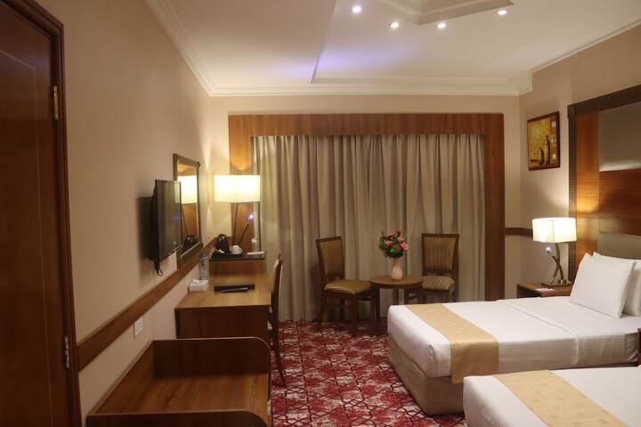 Room 7 of 22