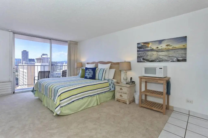 Room 2 of 20