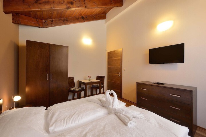 Room 10 of 59