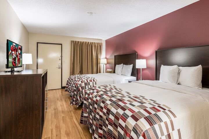 Deluxe Double Bed (4 of 10)