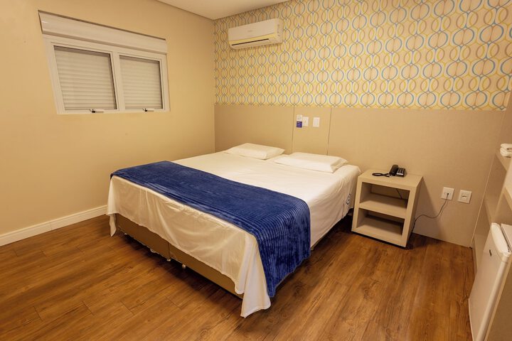 Room 5 of 47