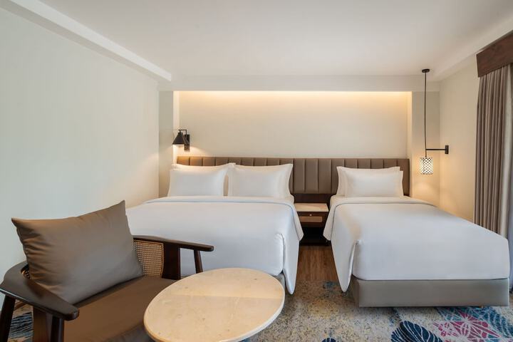 Room 22 of 53