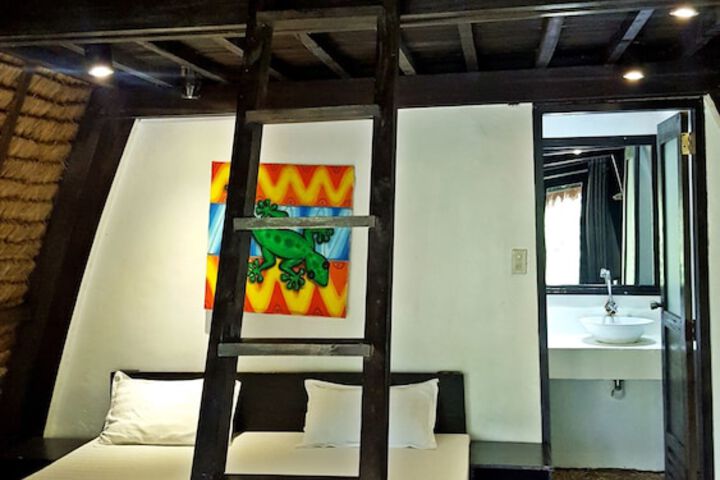 Room 22 of 49