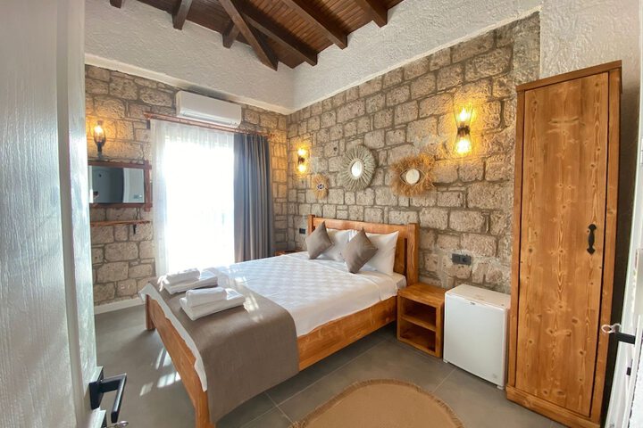Room 19 of 46