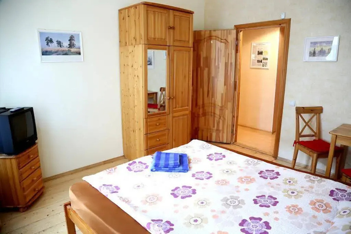 guest_rooms
