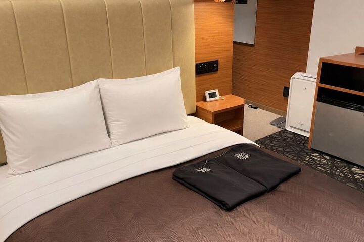 Room 14 of 60