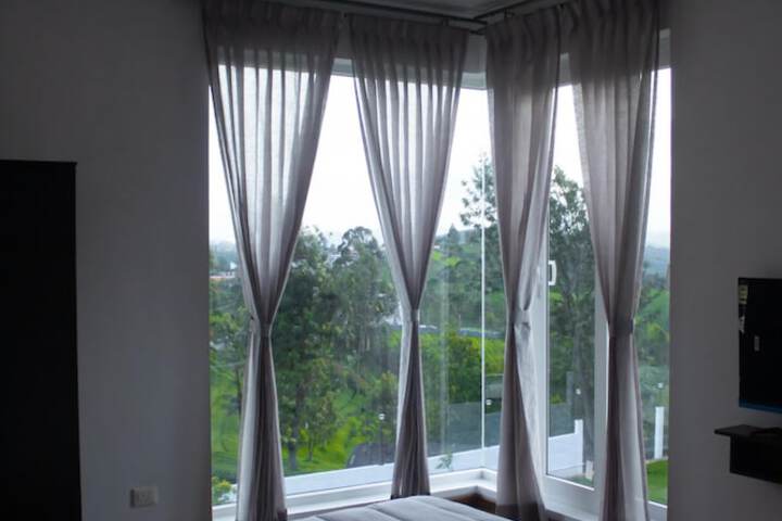 Malaiosai S Happy Valley & Misty Mount