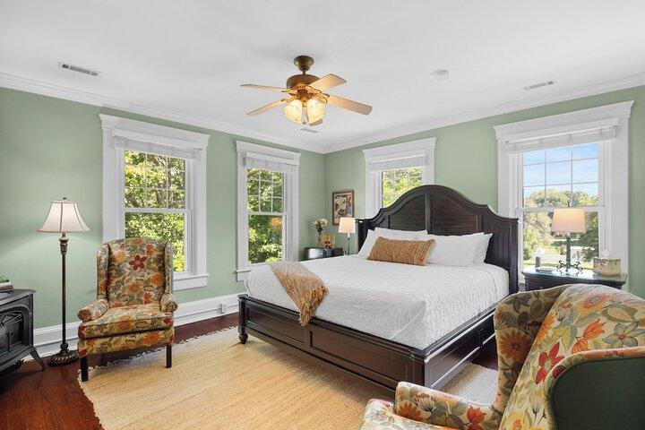 Room 2 of 48