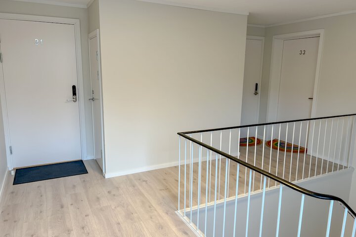 Room 118 of 159