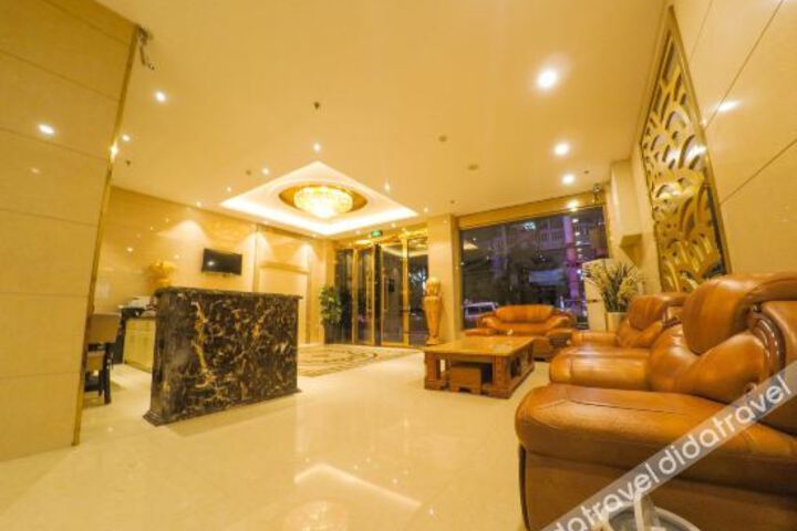 Hotel Interior 10 of 11