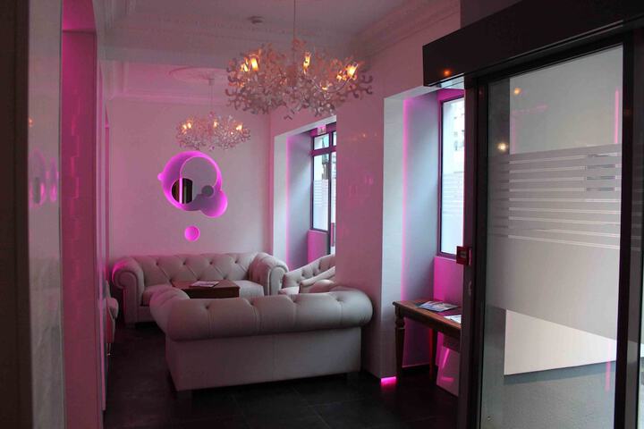 Guest Lobby