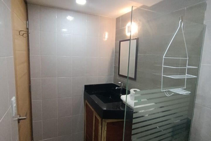 Room 204 of 231