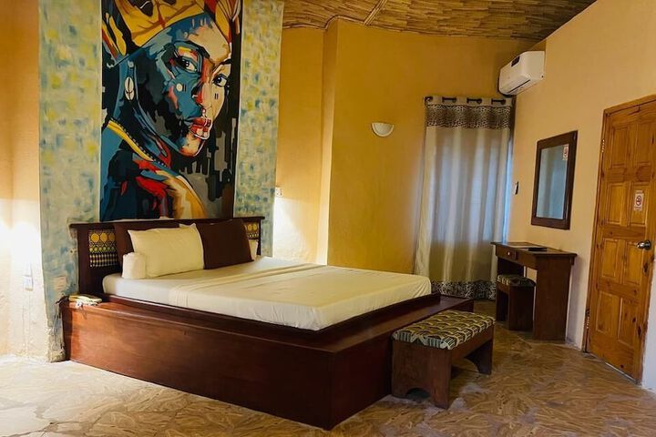 Room 8 of 26
