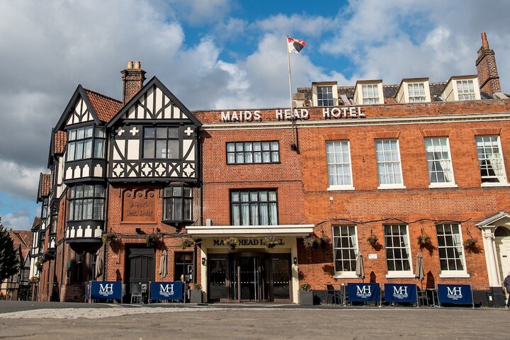 Hotel 92 of 100