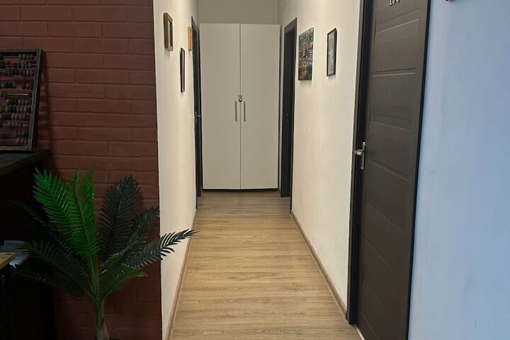 Room 46 of 66