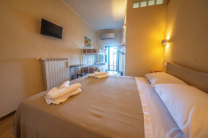 Room 17 of 57