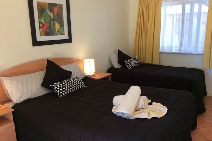 Room 5 of 52