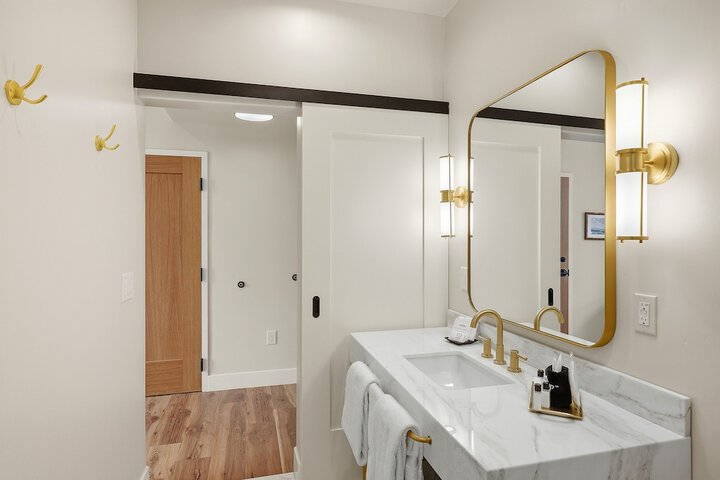 Room 44 of 56