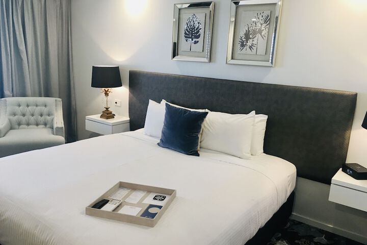Room 2 of 24