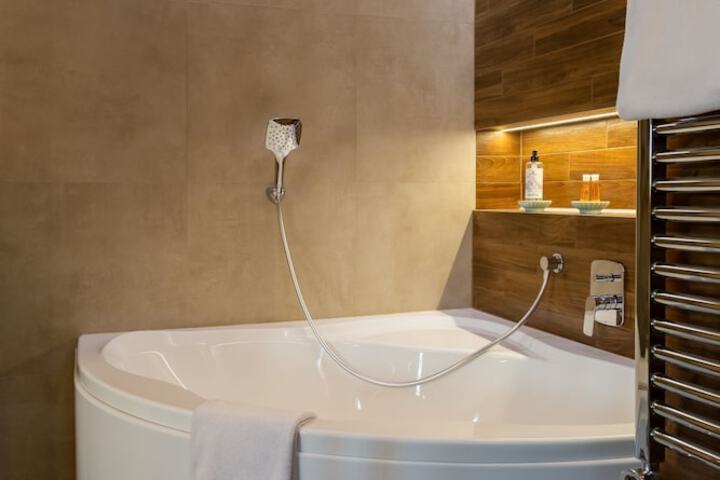 Bath Photo