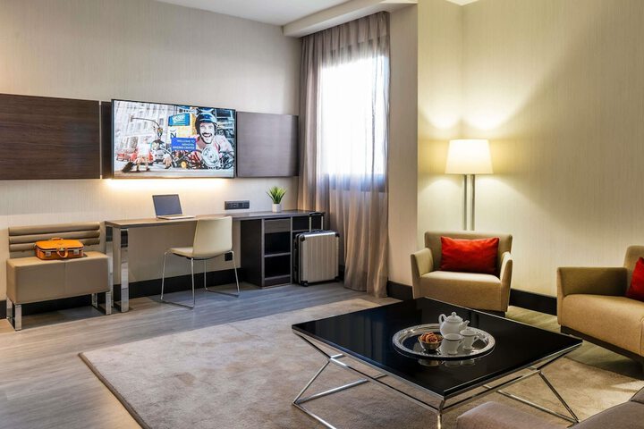 Room 40 of 206