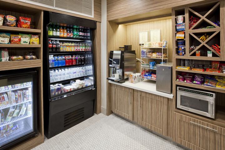 Snack bar