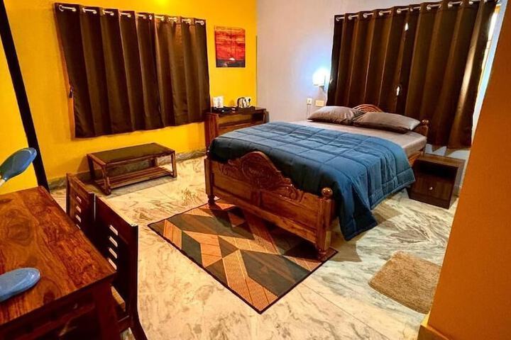 Room 15 of 73