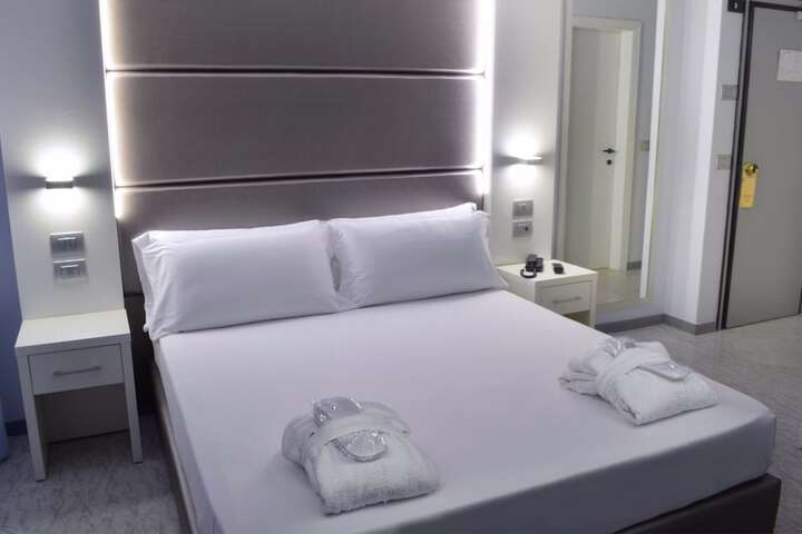 Room 49 of 124