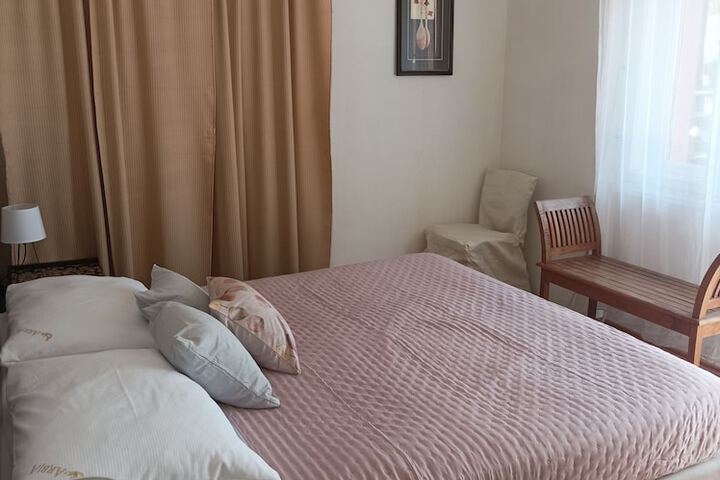 Room 4 of 31