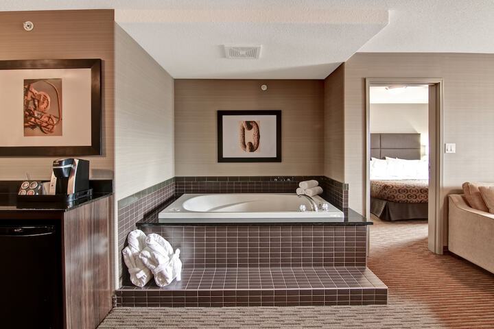Room 4 of 31