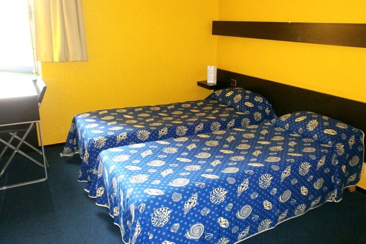Room 5 of 22