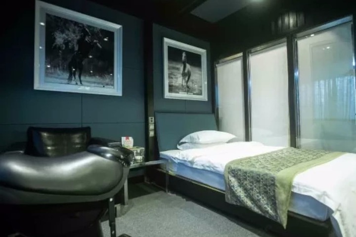 Room 20 of 65