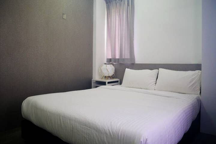 Room 17 of 65